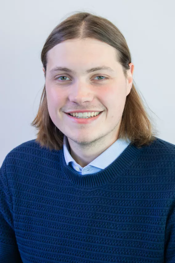 rauwald_zack_9204.png