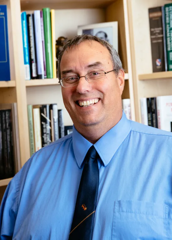 pete-boettke_shelves-2016.jpg