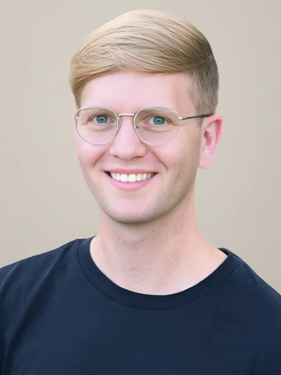 Jordan Lofthouse Headshot