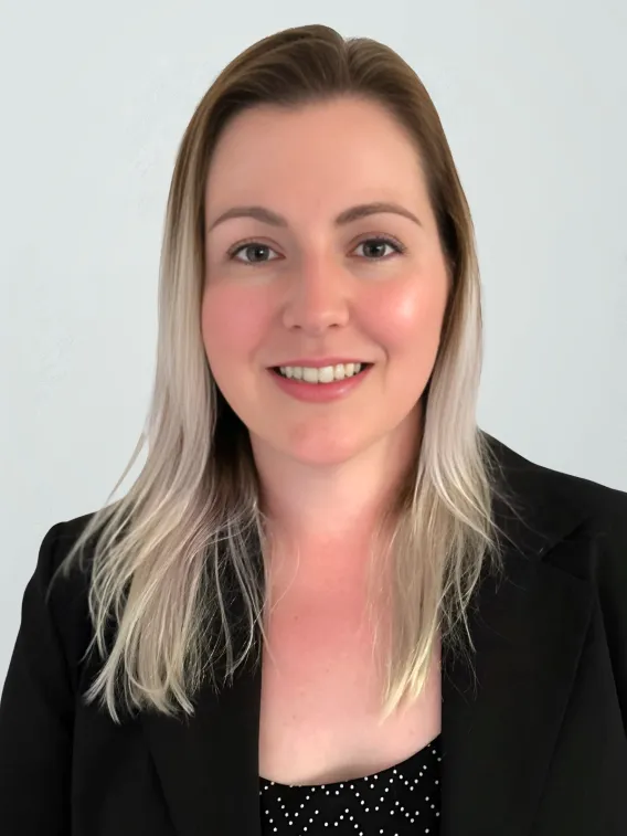 Rachel Coyne Headshot