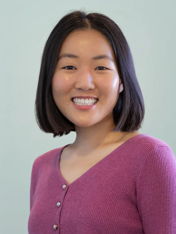 Elsie Jang Headshot