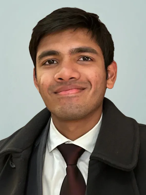 Aakrith Harikumar headshot