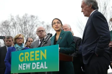 2048px-greennewdeal_presser_020719_26_of_85_46105848855-min.jpg