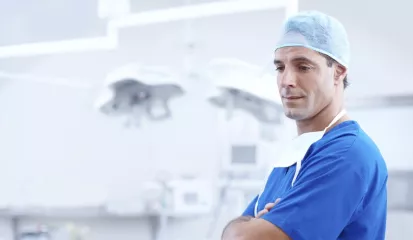doctor-1149149_1920-min.jpg