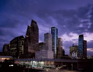 skyline-1509136_1920.jpg