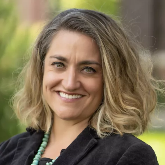 Lauren Hall profile picture