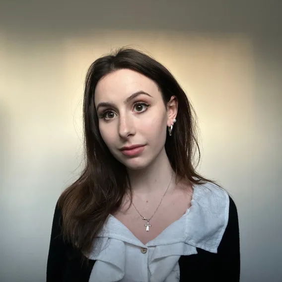 headshot2.jpg Zandi Eberstadt