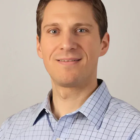 Jonathan Beauchamp Headshot