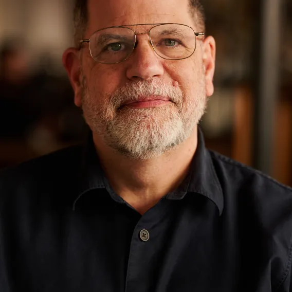 tyler-cowen-2024-v3.jpg Tyler Cowen Headshot
