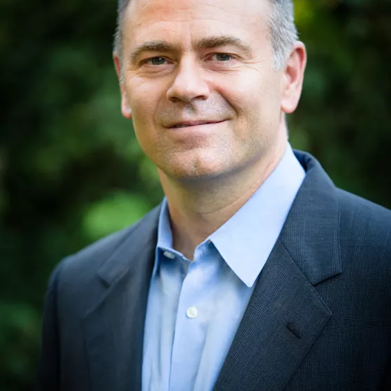 Tim-Headshots-b-44.jpg